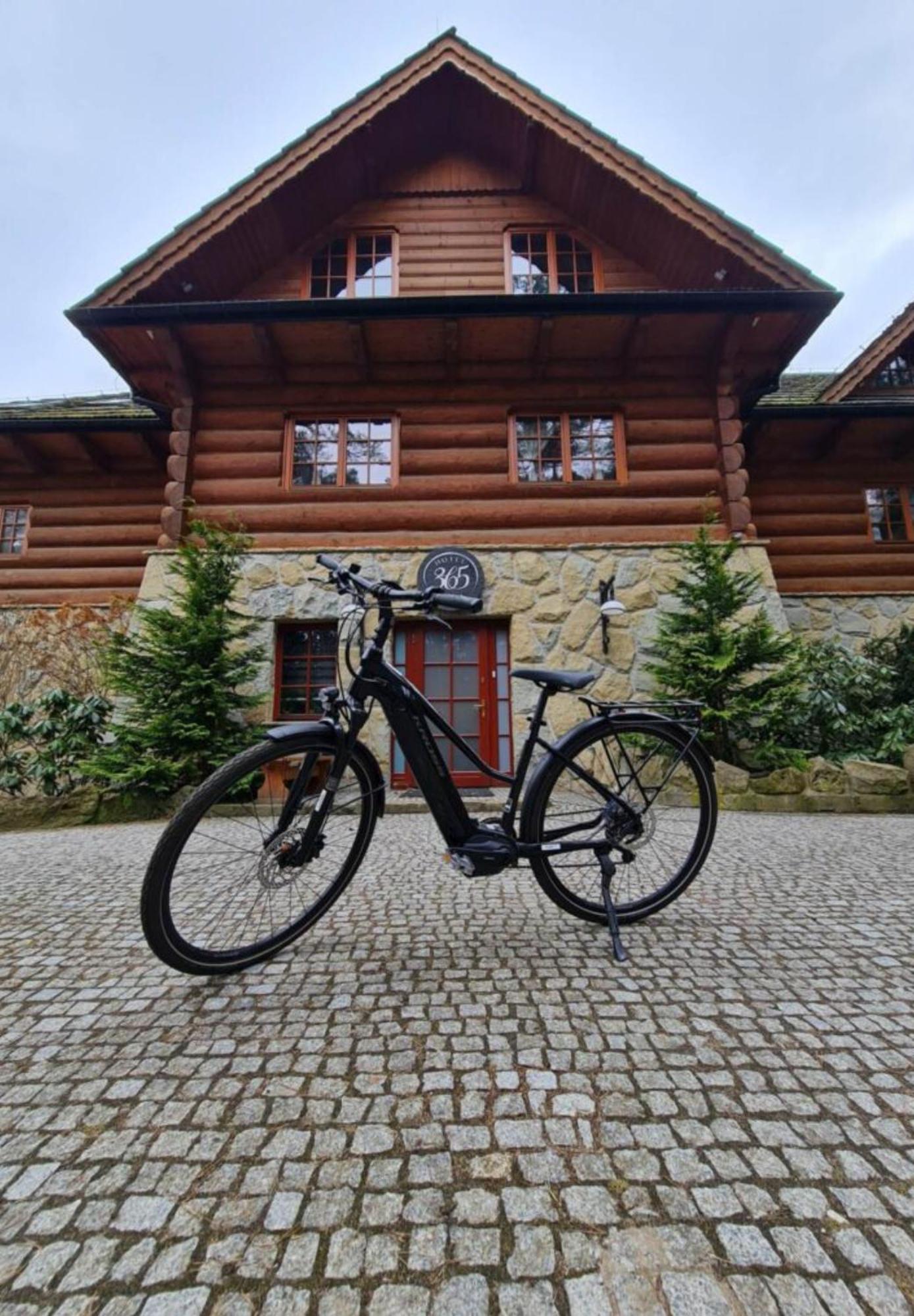 Hotel 365 Kielce Exterior photo